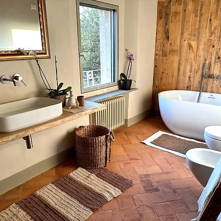 Couette-café Oasi Acquafresca 4*