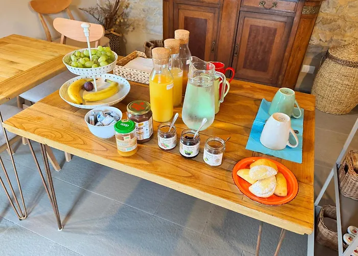 Bed & Breakfast Oasi Acquafresca 3*